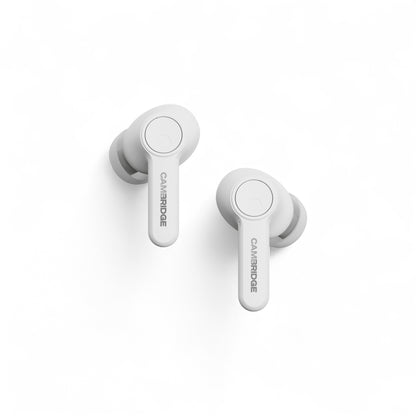 Weiße Cambridge Audio Melomania A100 SE mit sichtbaren Touch-Flächen und Cambridge-Schriftzügen.