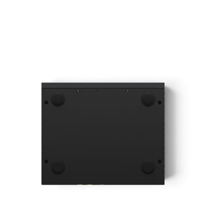Unterseite des Matrix Audio mini-i Pro 4 in Schwarz mit vier Standfüßen.